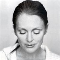 Julianne Moore