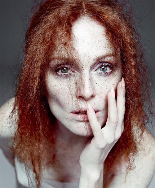 Julianne Moore