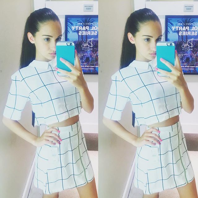 Christina Marie Harris taking a selfie