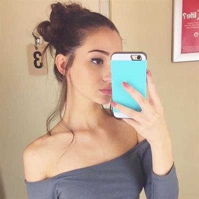 Christina Marie Harris taking a selfie