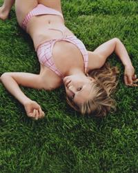 Dominique Swain in a bikini