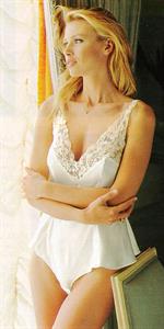 Daniela Pestova in lingerie