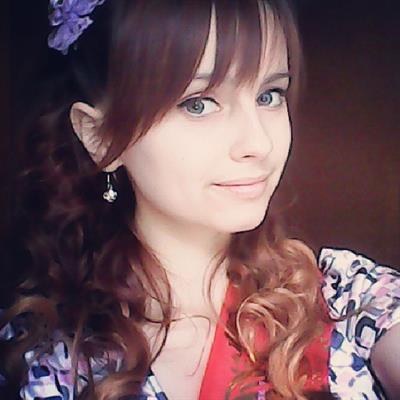 Denika Kiomi taking a selfie