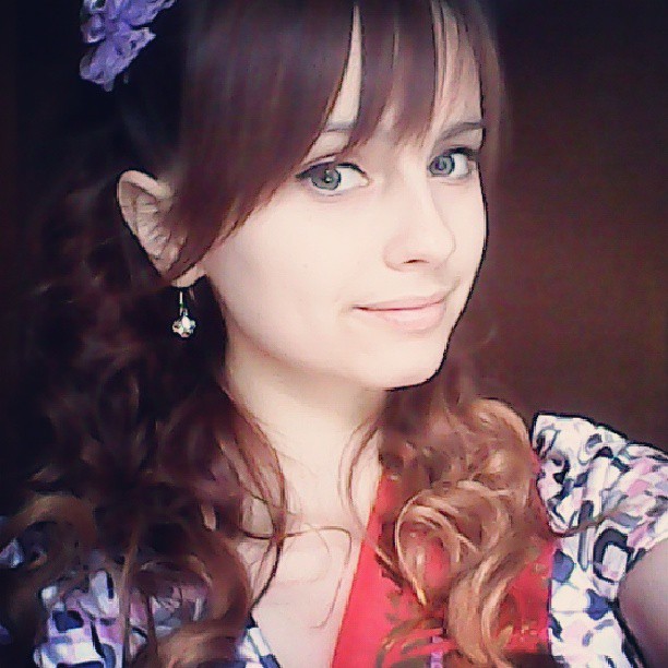 Denika Kiomi taking a selfie