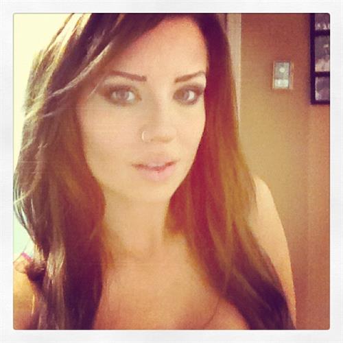 Sheala Foster taking a selfie