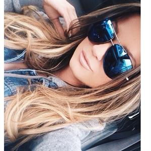 Sheala Foster taking a selfie