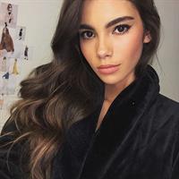 Cindy Mello taking a selfie