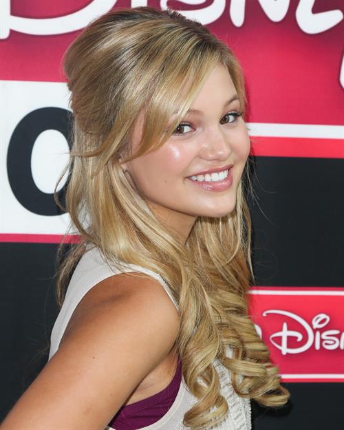 Olivia Holt