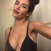 Mercedes Terrell taking a selfie