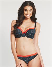 Lauren Mellor in lingerie