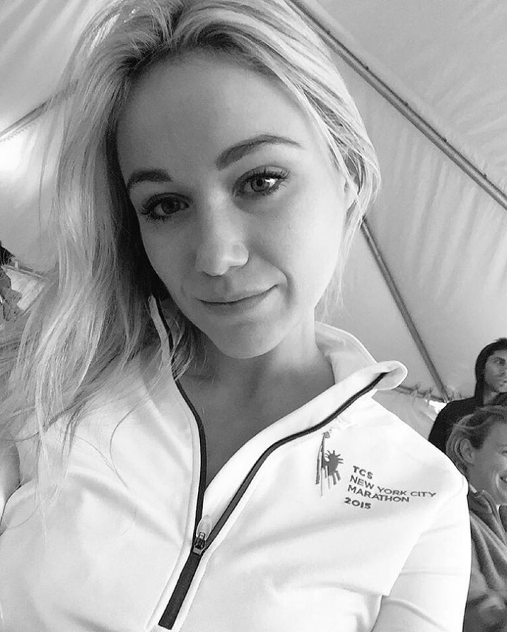 Katrina Bowden taking a selfie
