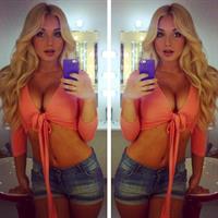 Katarina Pudar taking a selfie