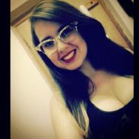 Veronica Rangel taking a selfie