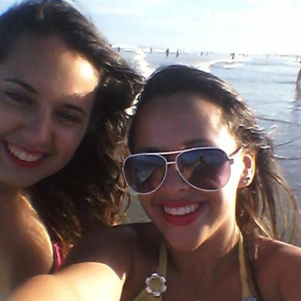 Veronica Rangel taking a selfie