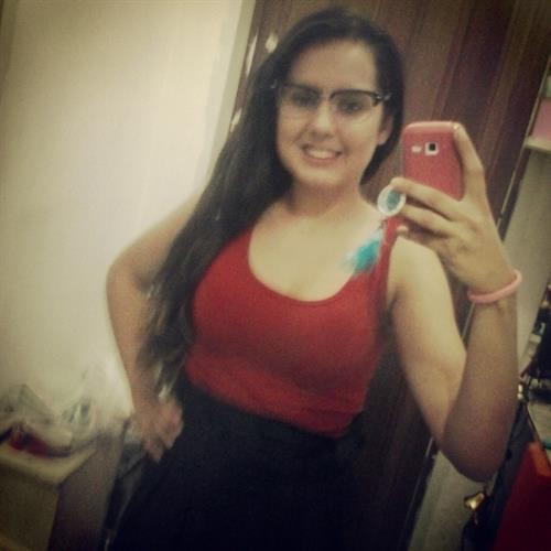 Veronica Rangel taking a selfie