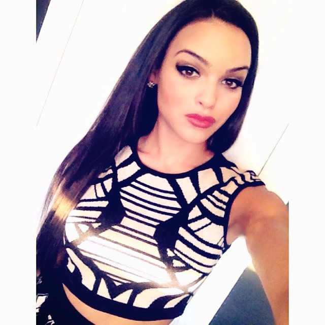 Lisa Ramos taking a selfie