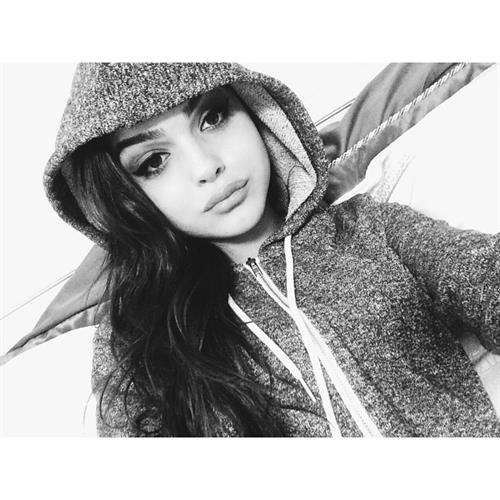 Lisa Ramos taking a selfie