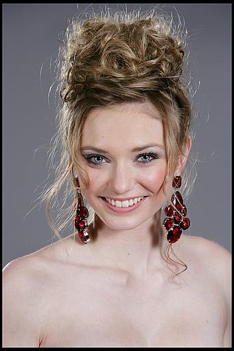 Eleanor Tomlinson