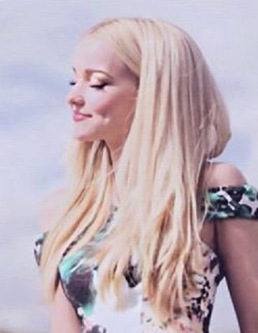 Dove Cameron Pictures. Hotness Rating = Unrated