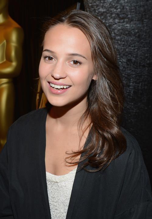Alicia Vikander