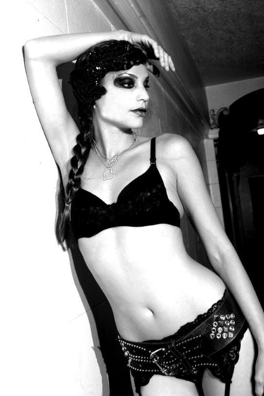 Lisa D'Amato in lingerie