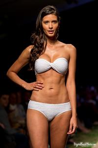 Carolina Betancourth in a bikini