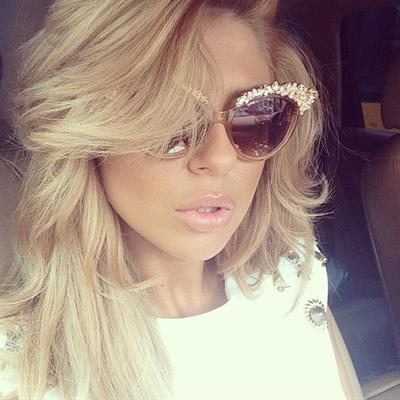 Andrea Ando taking a selfie