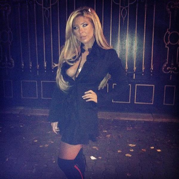 Andrea Ando