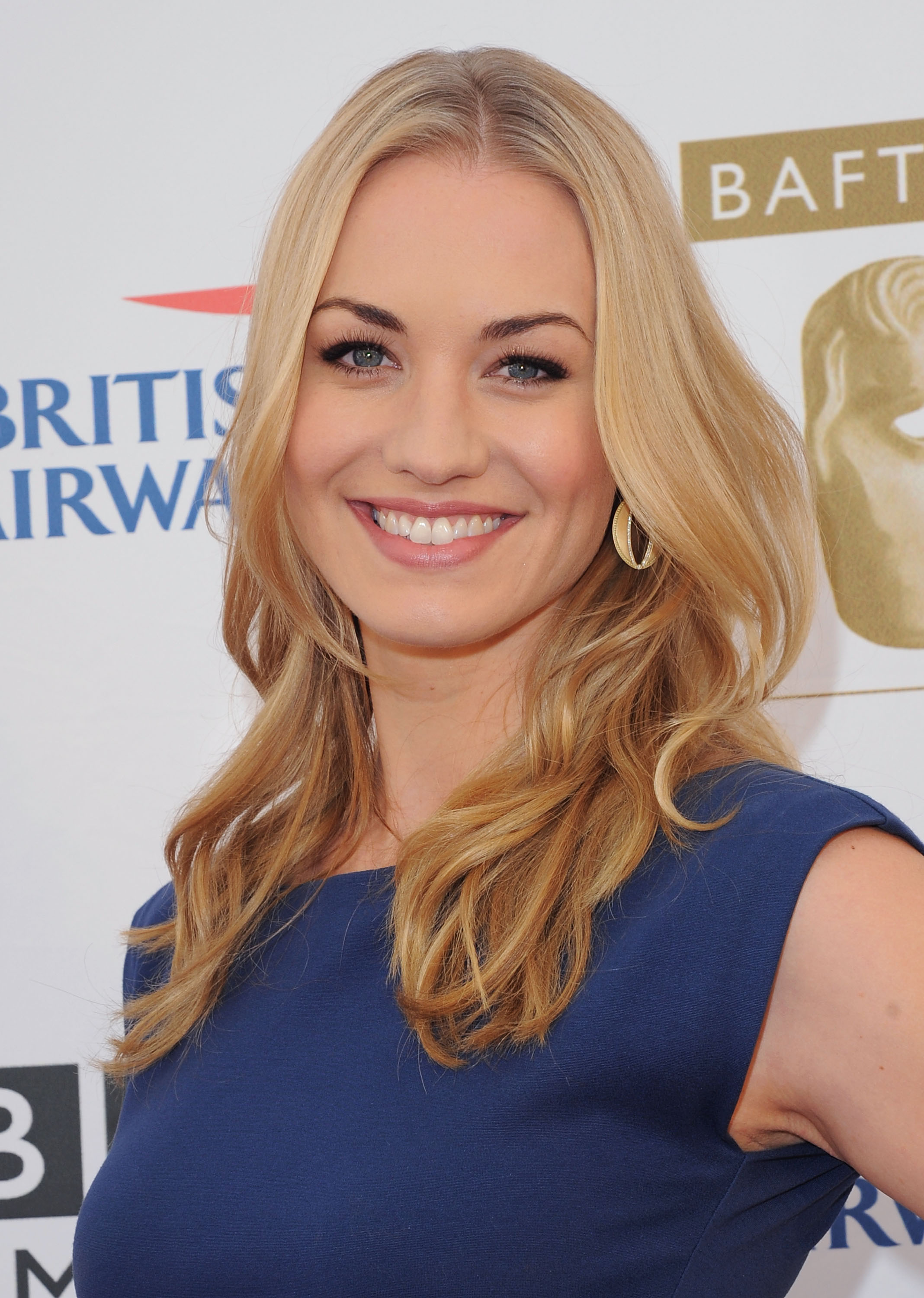 Yvonne Strahovski
