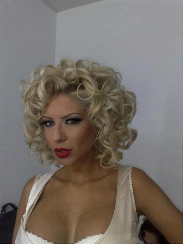 Andrea Ando