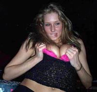 Melinda Stolp in lingerie