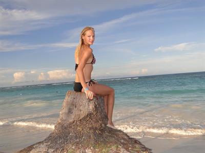 Darya Klishina in a bikini