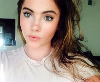 McKayla Maroney taking a selfie