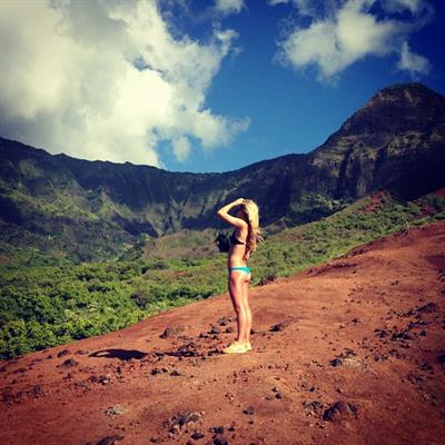 Emma Coburn Bikini Pictures Emma Coburn in a bikini