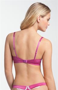 Elisandra Tomacheski in lingerie