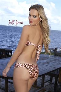 Elisandra Tomacheski in a bikini - ass