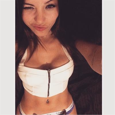 Melanie Pavola taking a selfie