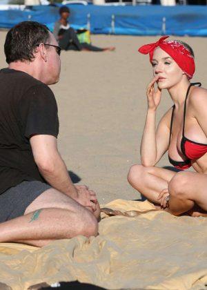 Courtney Stodden Bikini Candids at the beach in Venice