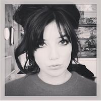 Daisy Lowe
