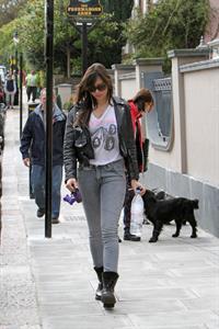 Daisy Lowe