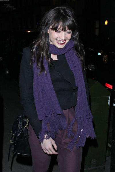 Daisy Lowe