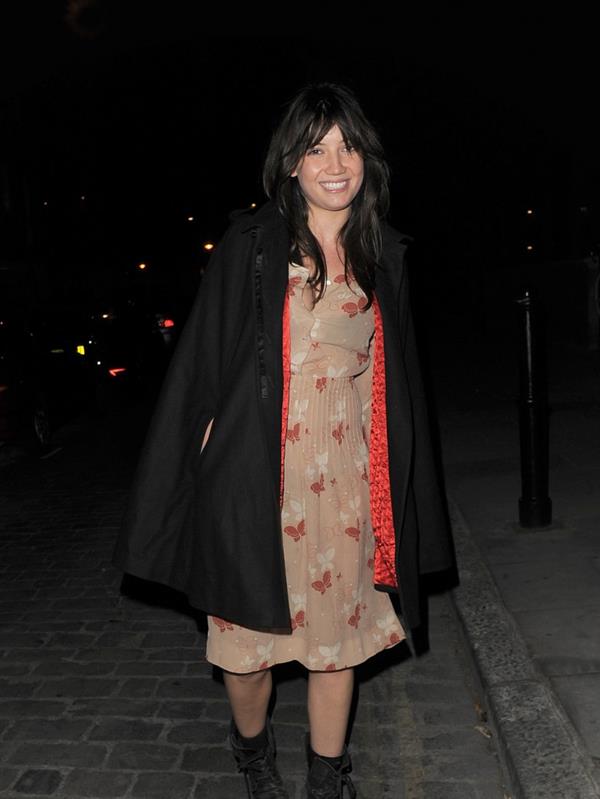 Daisy Lowe