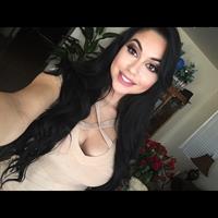 Jailyne Ojeda Ochoa taking a selfie