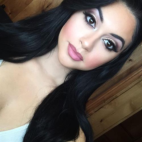 Jailyne Ojeda Ochoa taking a selfie