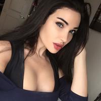 Kristina Basham taking a selfie