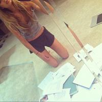 Sahara Ray taking a selfie