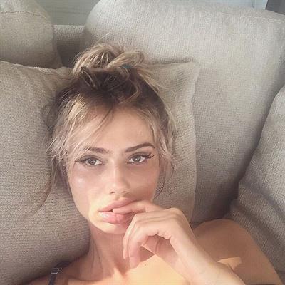 Sahara Ray taking a selfie