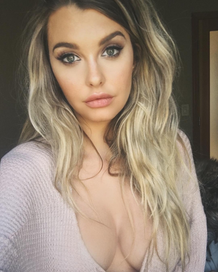 Emily Sears taking a selfie