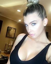 Emily Sears taking a selfie