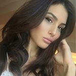 Betsy Alvarez taking a selfie